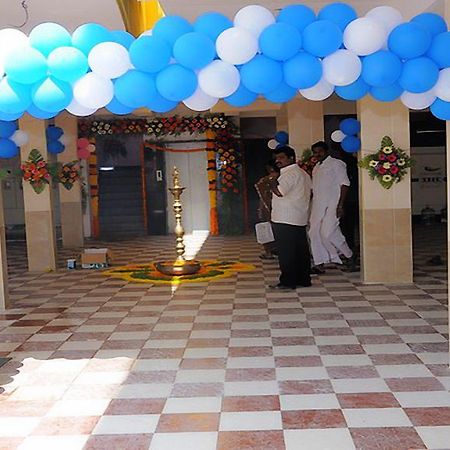 Hariharan Residency - Poonamallee Hotel Ченай Екстериор снимка