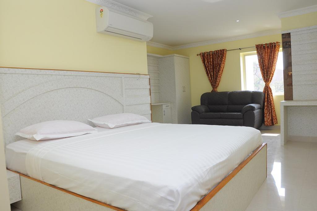 Hariharan Residency - Poonamallee Hotel Ченай Екстериор снимка