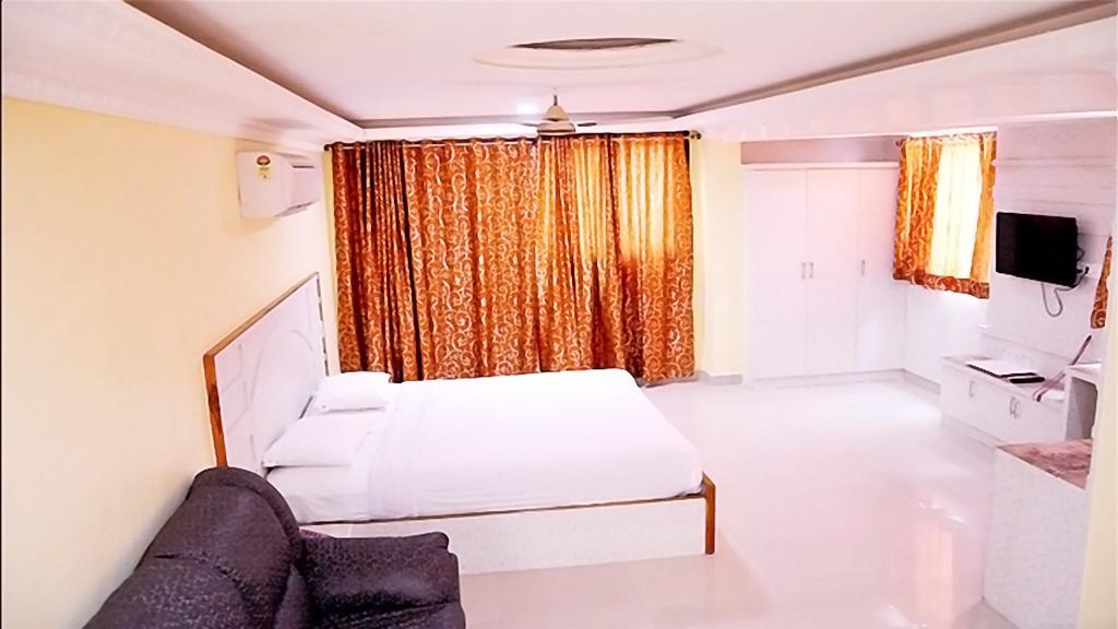 Hariharan Residency - Poonamallee Hotel Ченай Екстериор снимка